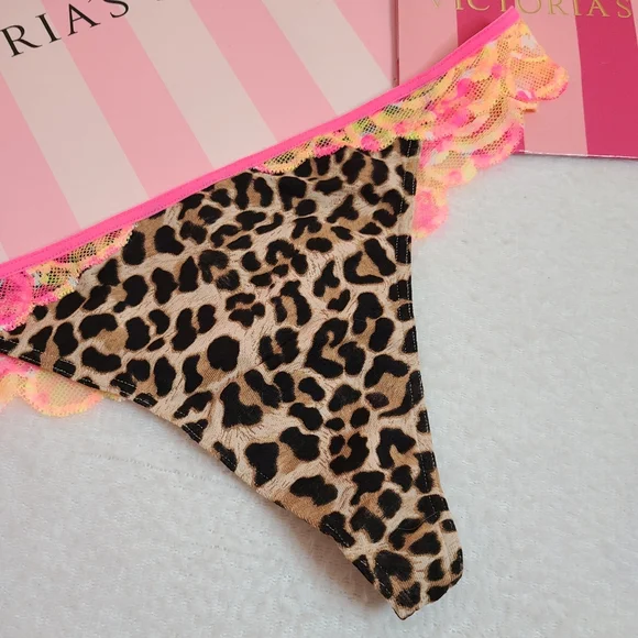 Y2K VS PINK Classic Cotton Lace Back Extra Low Rise Thong Panty Size Lg - Picture 2 of 5